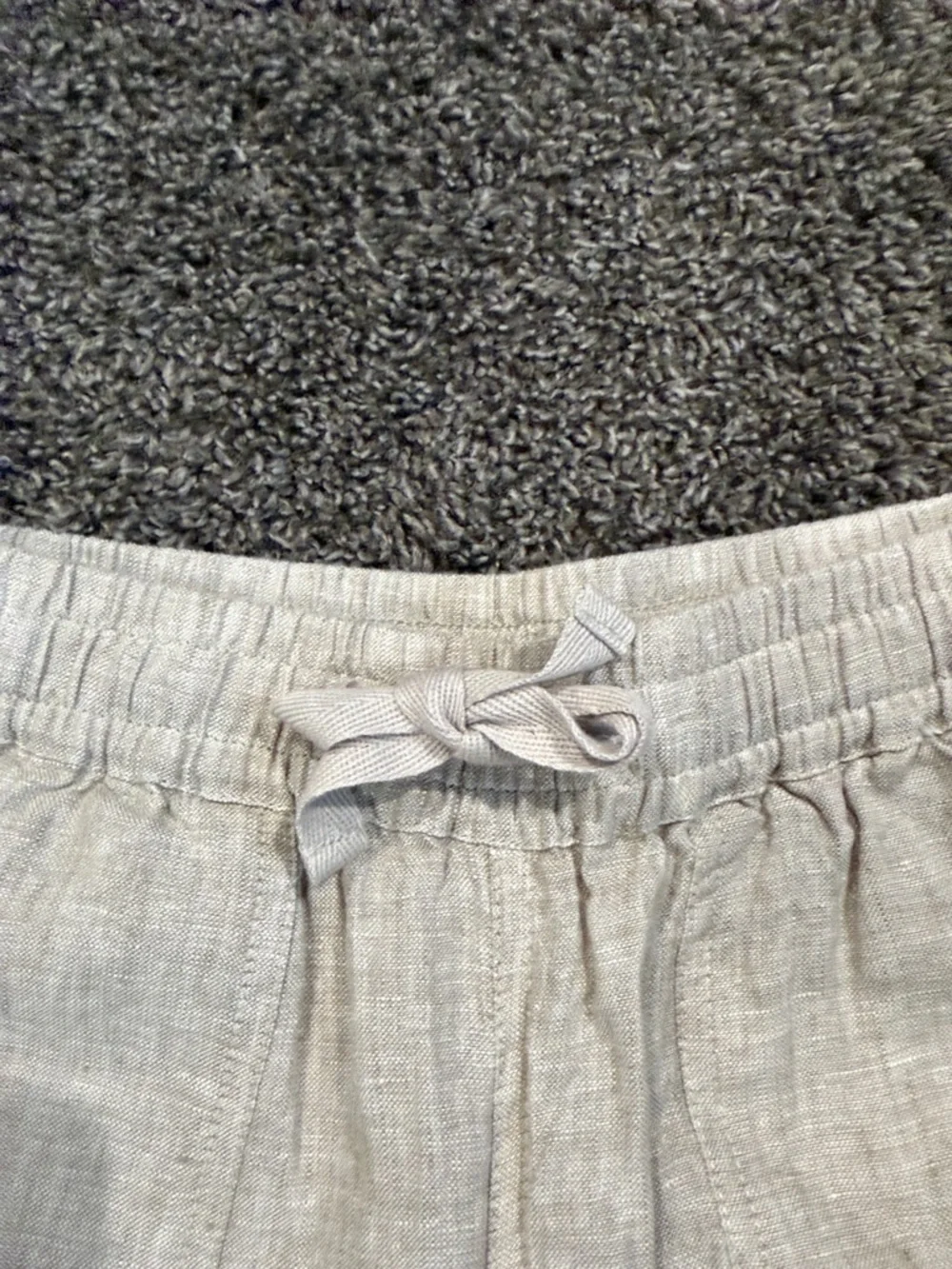 NWT Quince 100% Linen Shorts. Size small. - Picture 3 of 6